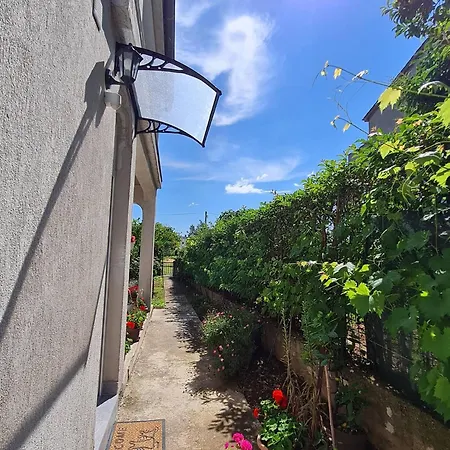 Popeye Apartment